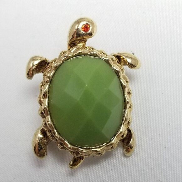 Vintage Green Turtle Brooch, Red Eye Gold Tone Lapel Setting, Estate - Picture 5 of 6